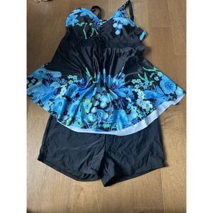 Plus Size 22w Swim Top and Swim Shorts Black Blue Floral Bust Scrunch